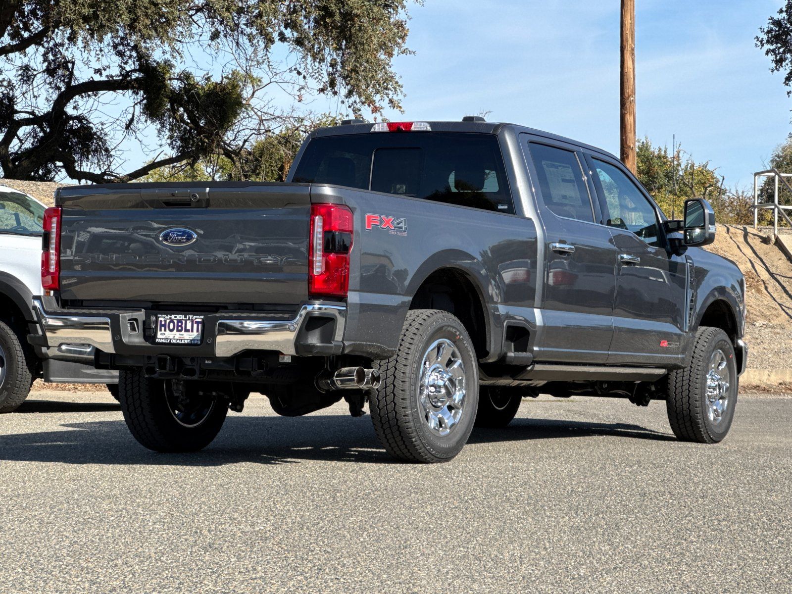 2026 Ford F-350 Lariat photo 3