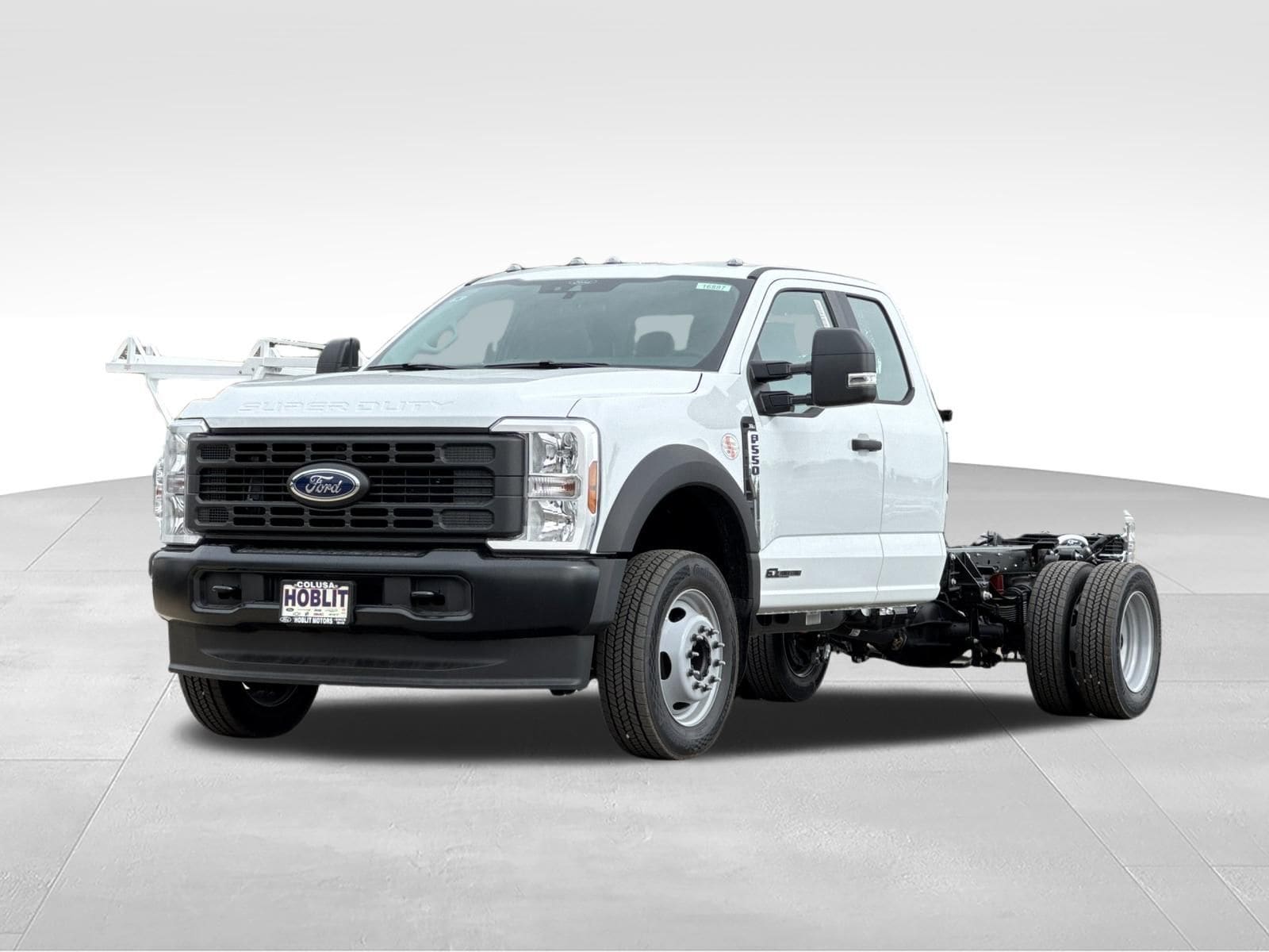 2026 Ford F-550 Super Duty Chassis Cab XLT - Photo 8