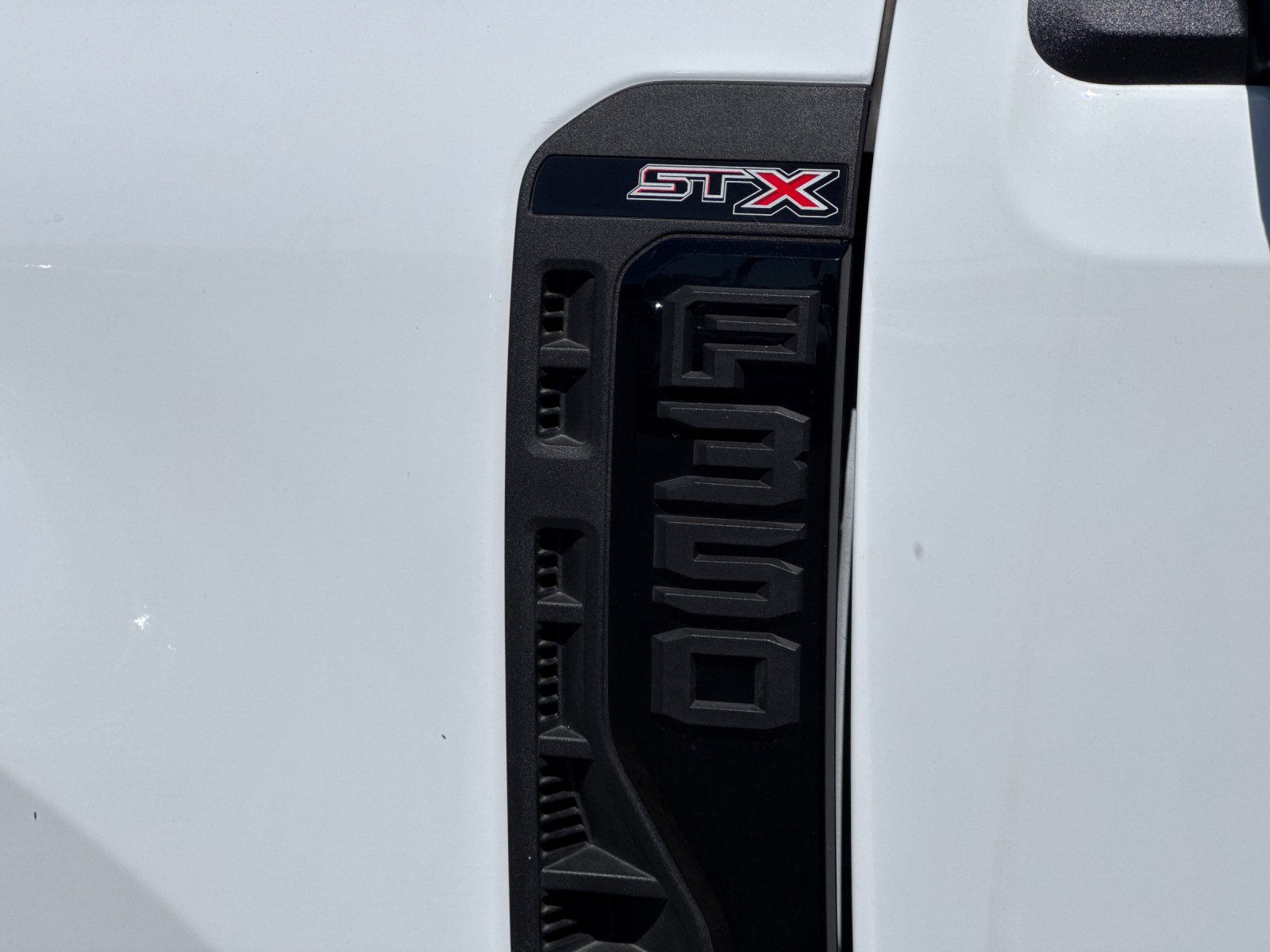 2025 Ford F-350 Super Duty XL - Photo 27