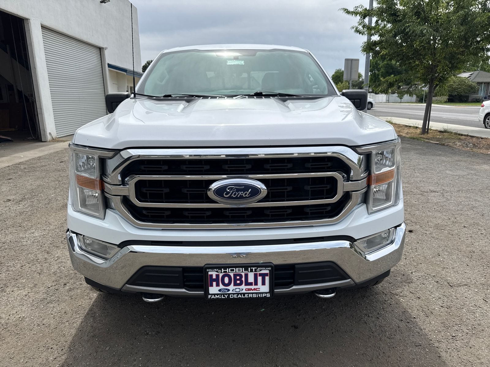 2021 Ford F-150 XLT Crew Cab V8 4x4 photo 3