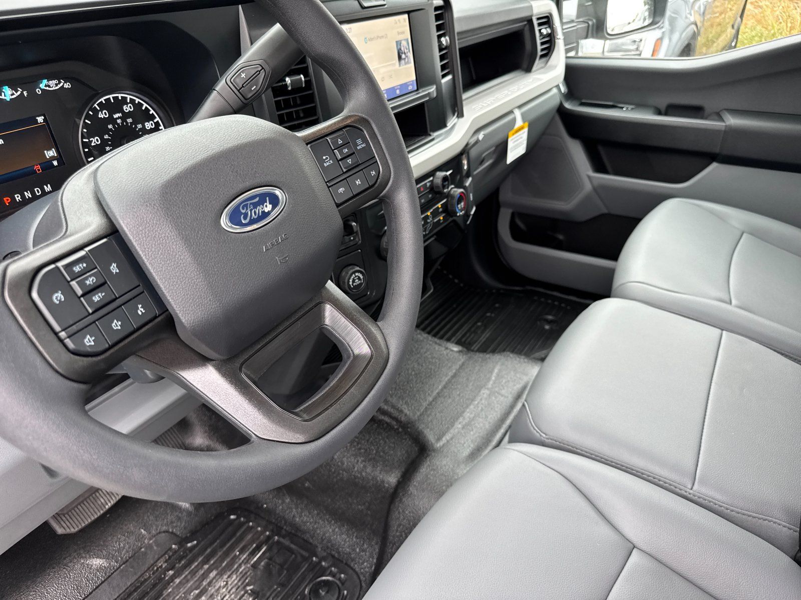 2026 Ford F-250 Super Duty XL - Photo 10