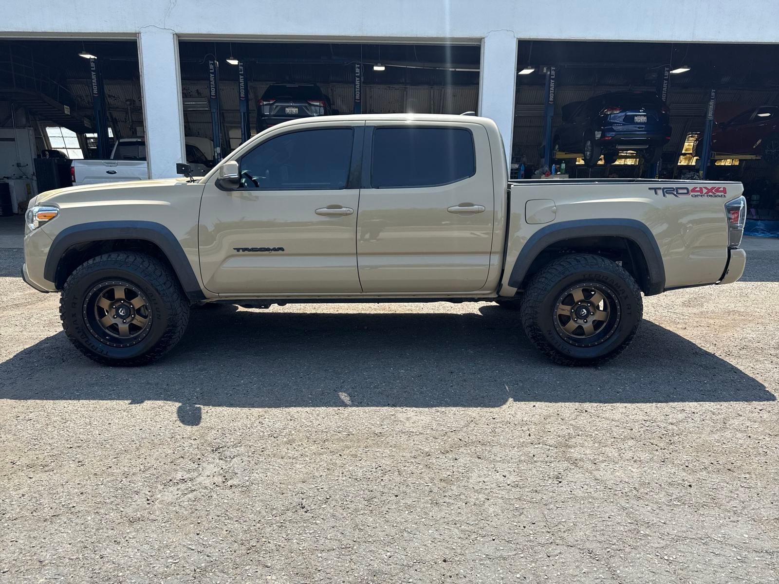 Certified 2019 Toyota Tacoma TRD Off Road with VIN 5TFCZ5AN3KX207812 for sale in Colusa, CA
