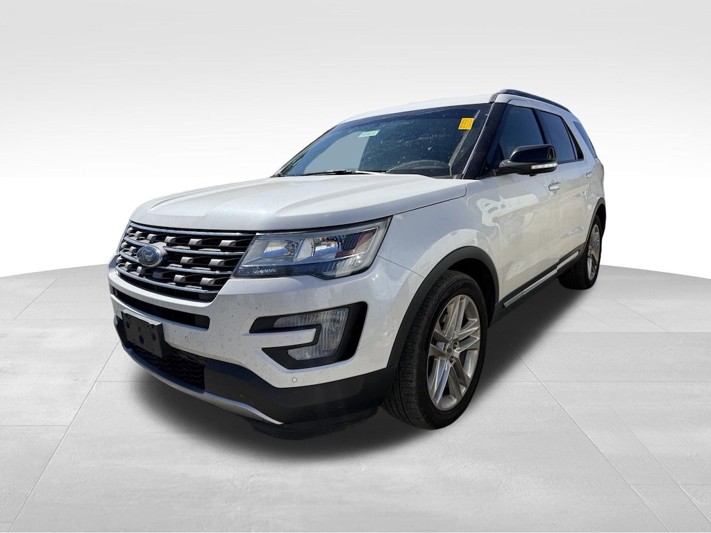 Certified 2016 Ford Explorer XLT w/ 3rd Row Seating SUV