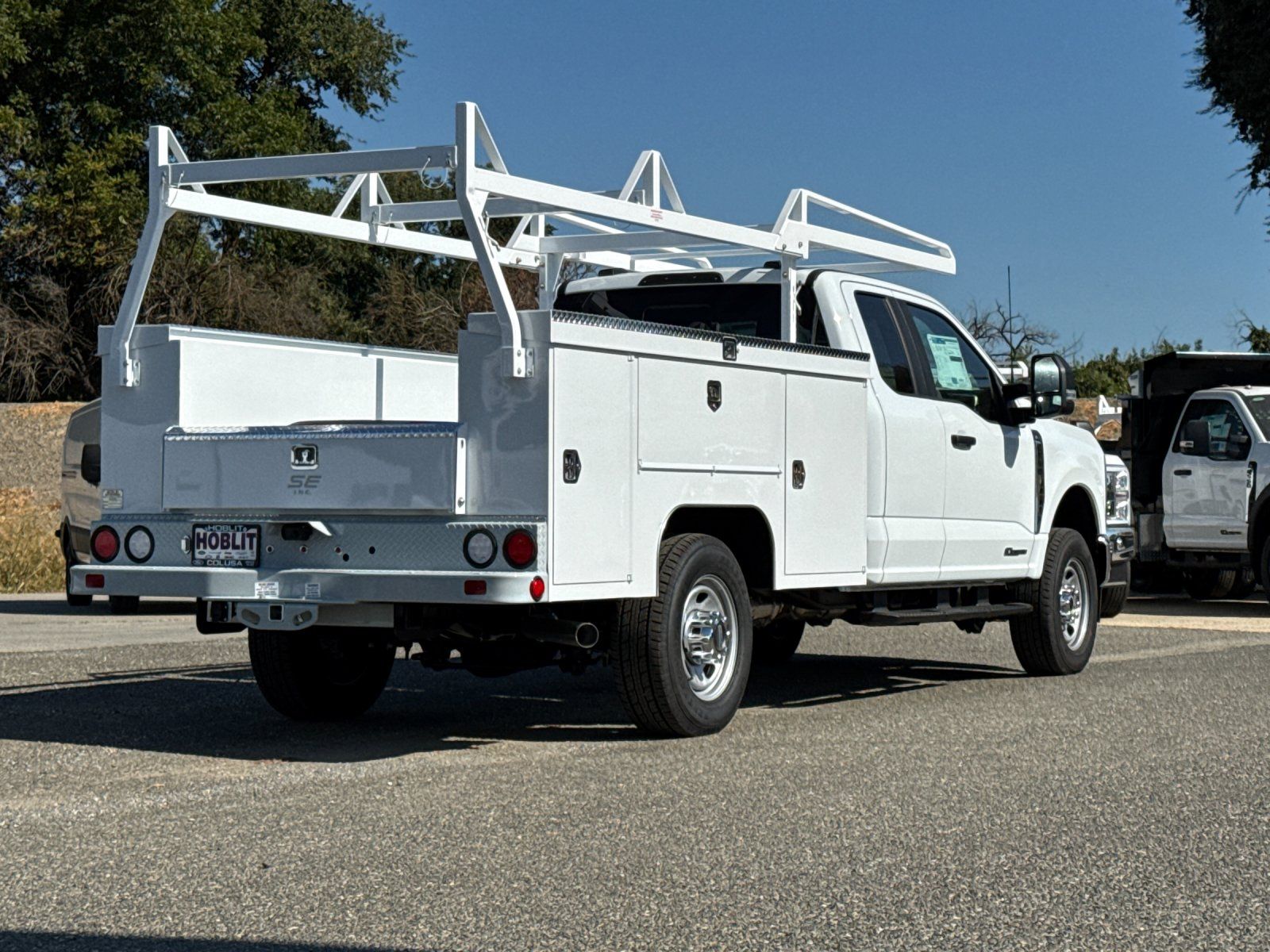 2025 Ford F-350 XL photo 2