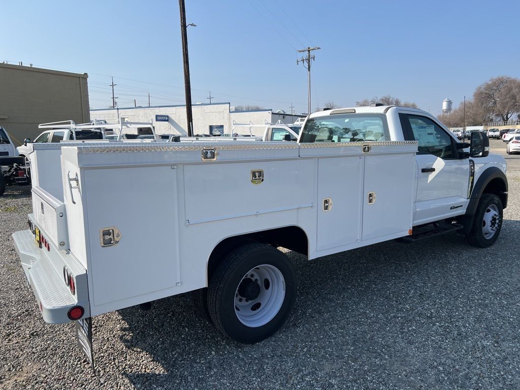 2024 Ford F-550 XL photo 4