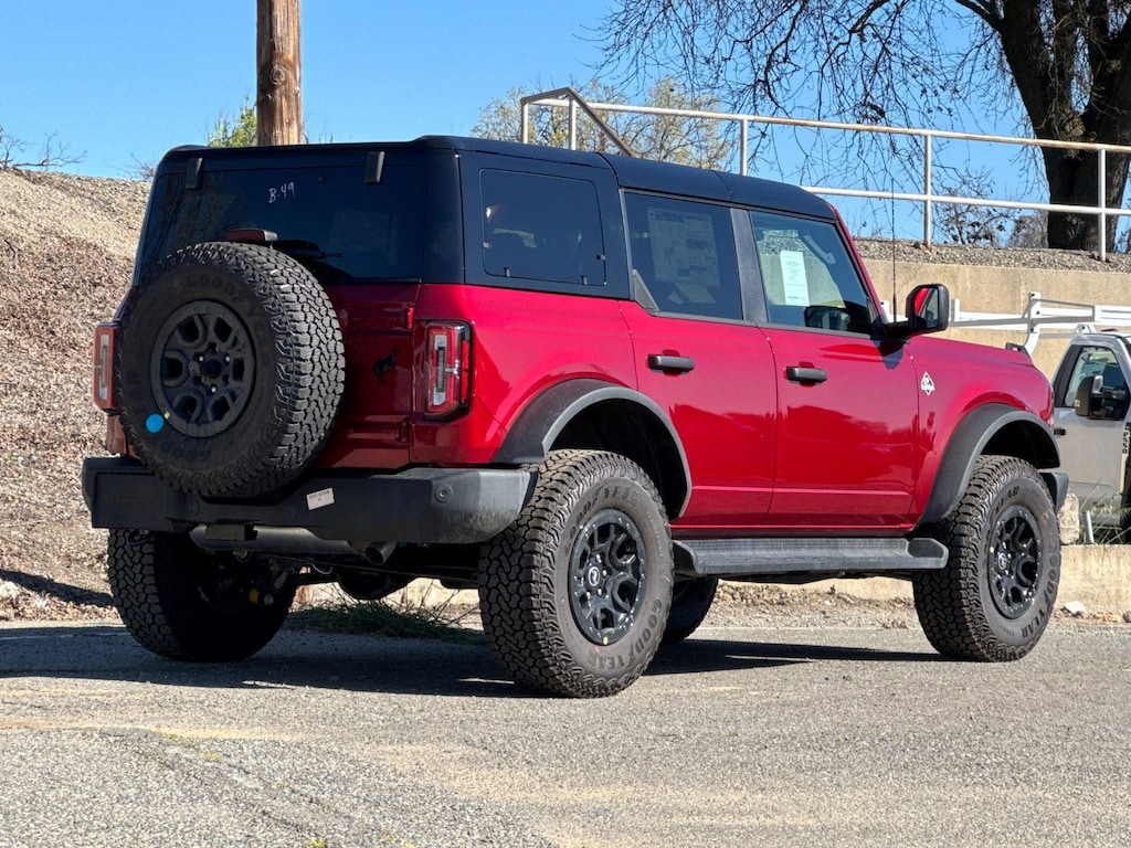 New 2026 Ford Bronco Outer Banks SUV