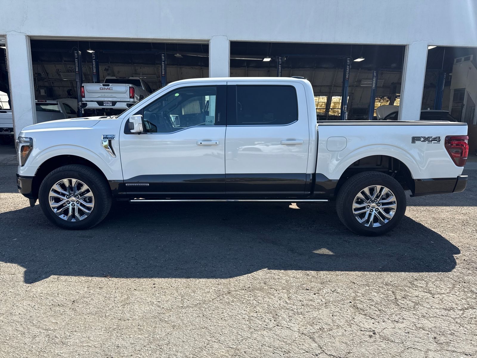 2024 Ford F-150 King Ranch photo 2