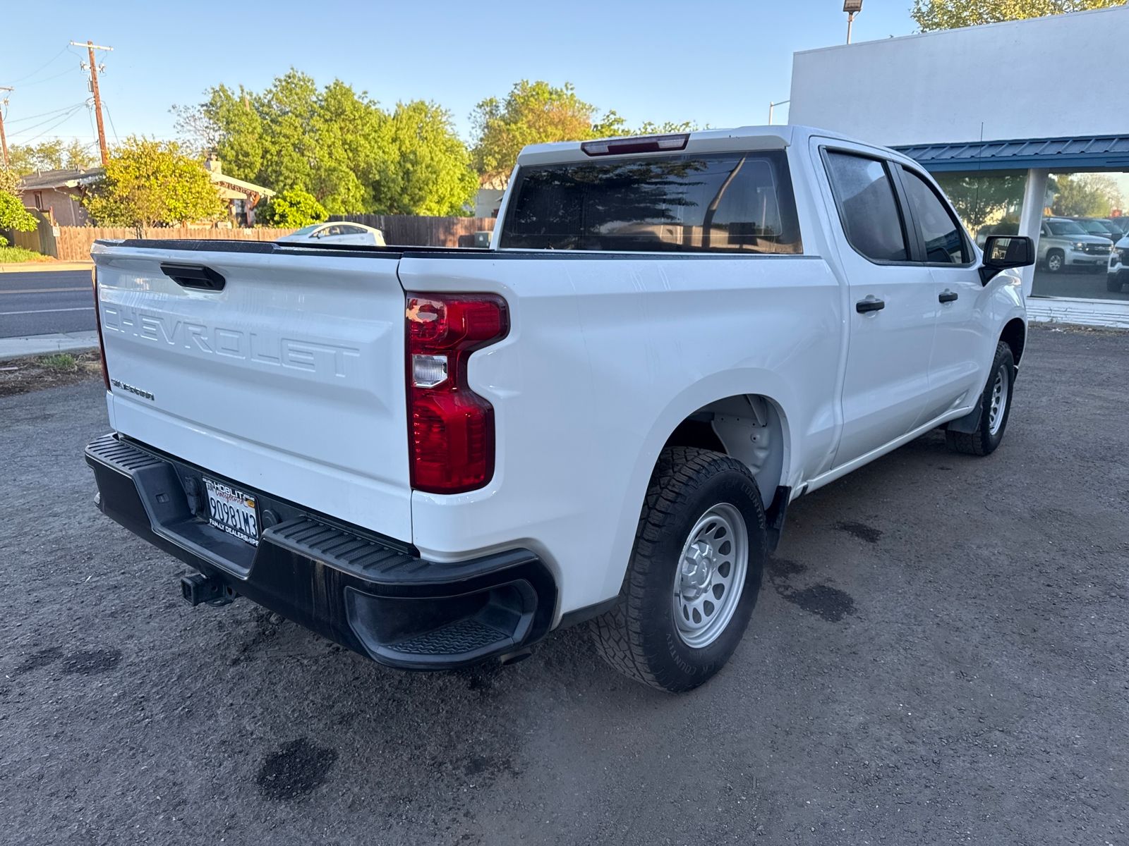 2022 Chevrolet Silverado 1500 WT Crew Cab photo 4