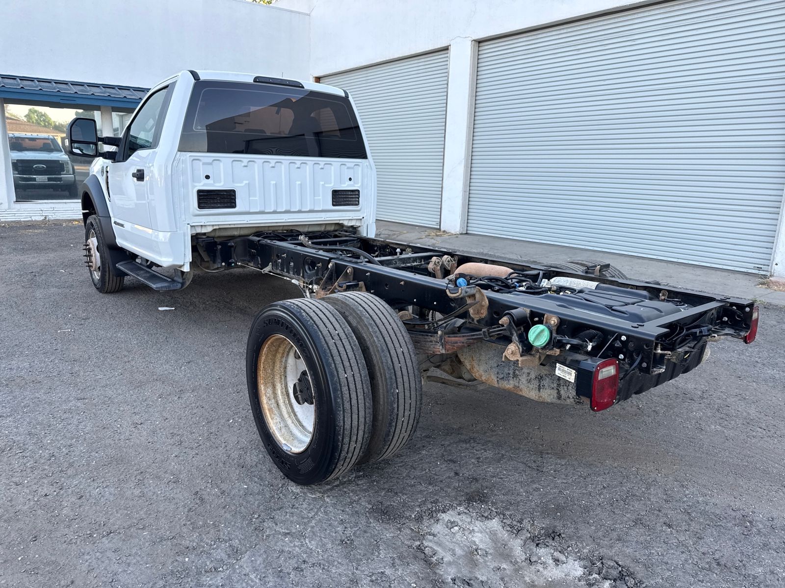 2017 Ford F-550SD XL DRW Powerstroke Cab/Chassis photo 2