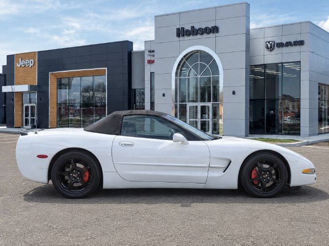 Used 2002 Chevrolet Corvette Base with VIN 1G1YY32G825114141 for sale in Martinsville, IN
