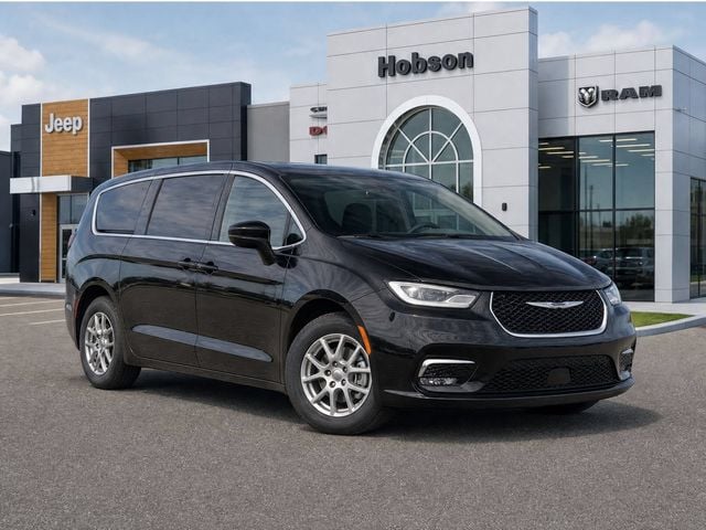 2024 Chrysler Pacifica Van Passenger Van 