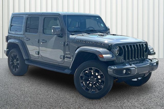 2022 Jeep Wrangler High Altitude's photo