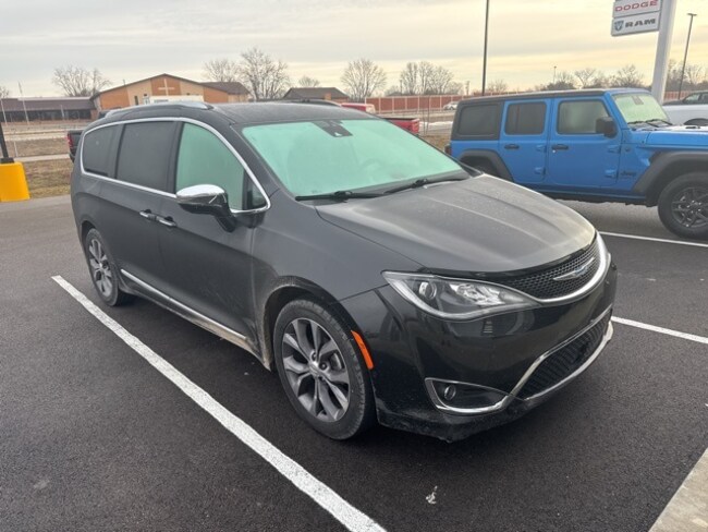 2018 Chrysler Pacifica Limited Van