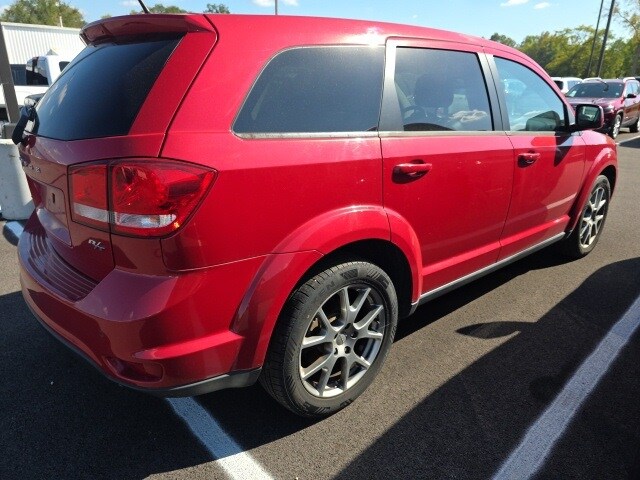 2016 Dodge Journey R/T photo 4