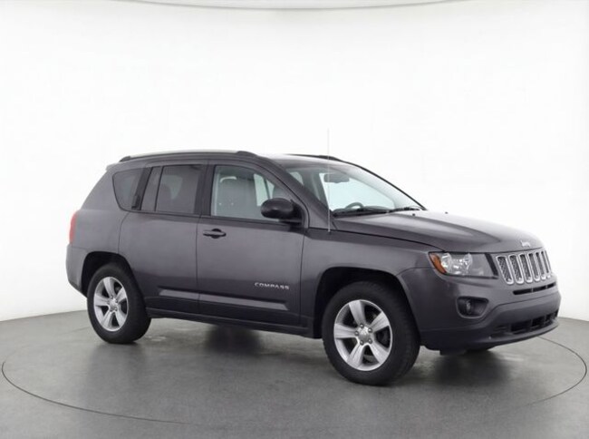 2017 Jeep Compass Latitude 4x4 SUV