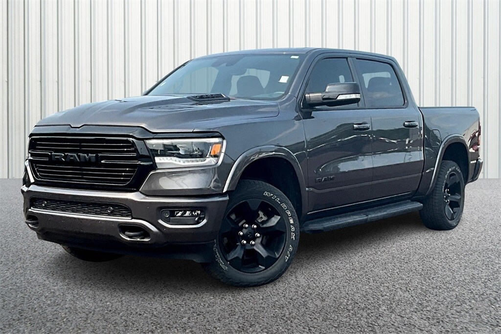 2022 Ram 1500 Laramie photo 3