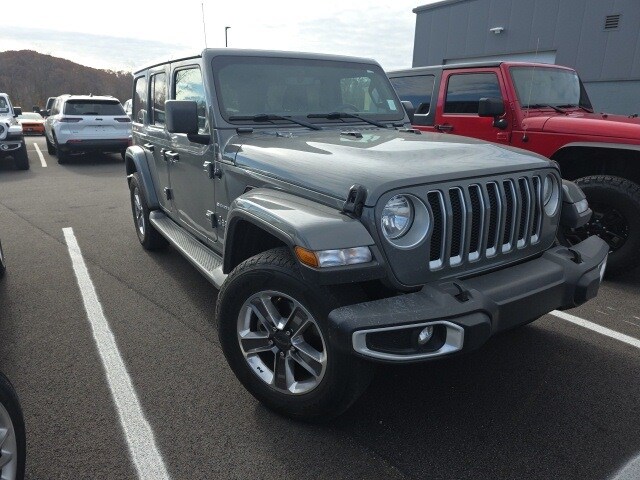 2021 Jeep Wrangler Unlimited Sahara photo 3