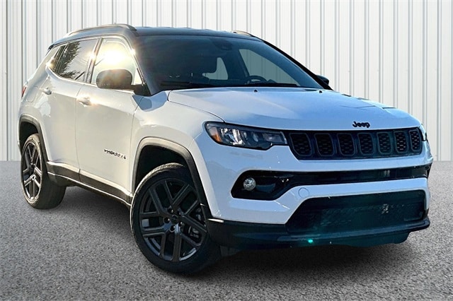 2026 Jeep Compass Limited Altitude's photo