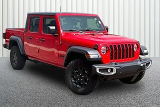 2023 Jeep Gladiator Sport Truck Crew Cab