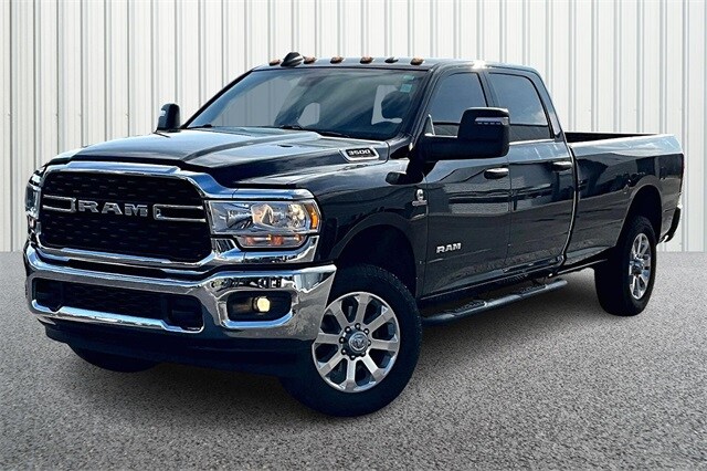 2023 Ram 3500 Big Horn photo 3