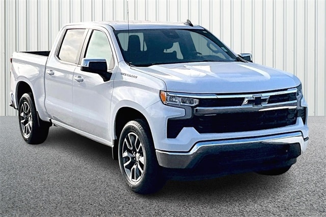 2024 Chevrolet Silverado 1500 LT's photo