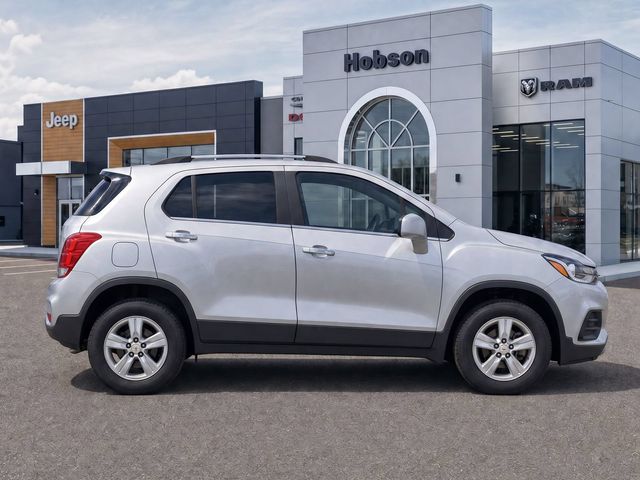 Used 2018 Chevrolet Trax LT with VIN KL7CJPSB4JB640684 for sale in Martinsville, IN