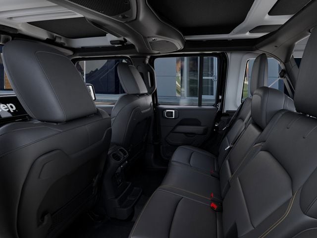 2025 Jeep Wrangler 4-Door Sahara - Photo 23