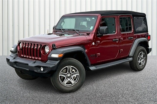 2021 Jeep Wrangler Unlimited Sport photo 3
