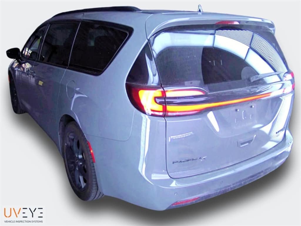 Used 2025 Chrysler Pacifica Limited Van Passenger Van