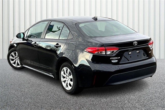 2023 Toyota Corolla LE photo 4