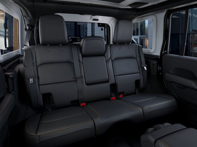 2025 Jeep Wrangler 4-Door Sahara - Photo 15