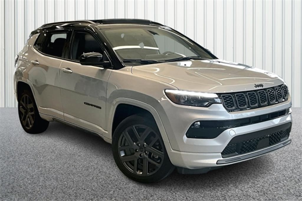 New 2025 Jeep Compass LIMITED 4X4 Sport Utility