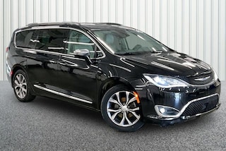 2018 Chrysler Pacifica Limited Van