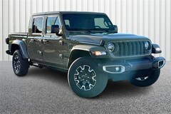 2025 Jeep Gladiator SPORT S 4X4 Pickup