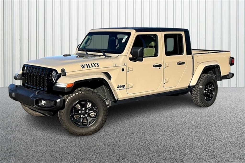 Used 2022 Jeep Gladiator Sport Truck Crew Cab