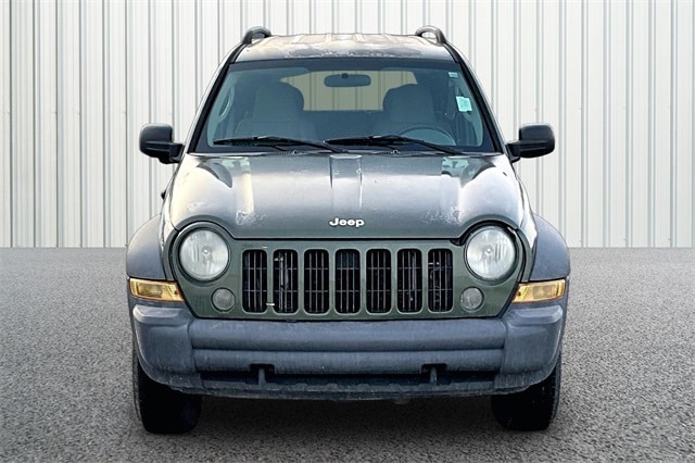Used 2007 Jeep Liberty Sport with VIN 1J4GL48K17W522060 for sale in Martinsville, IN