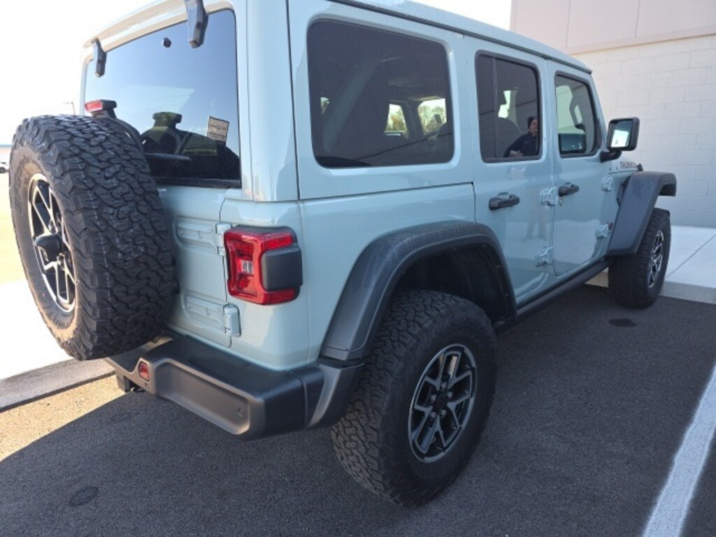 Used 2024 Jeep Wrangler Rubicon SUV