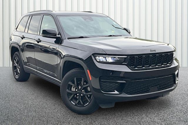 2024 Jeep Grand Cherokee SUV 