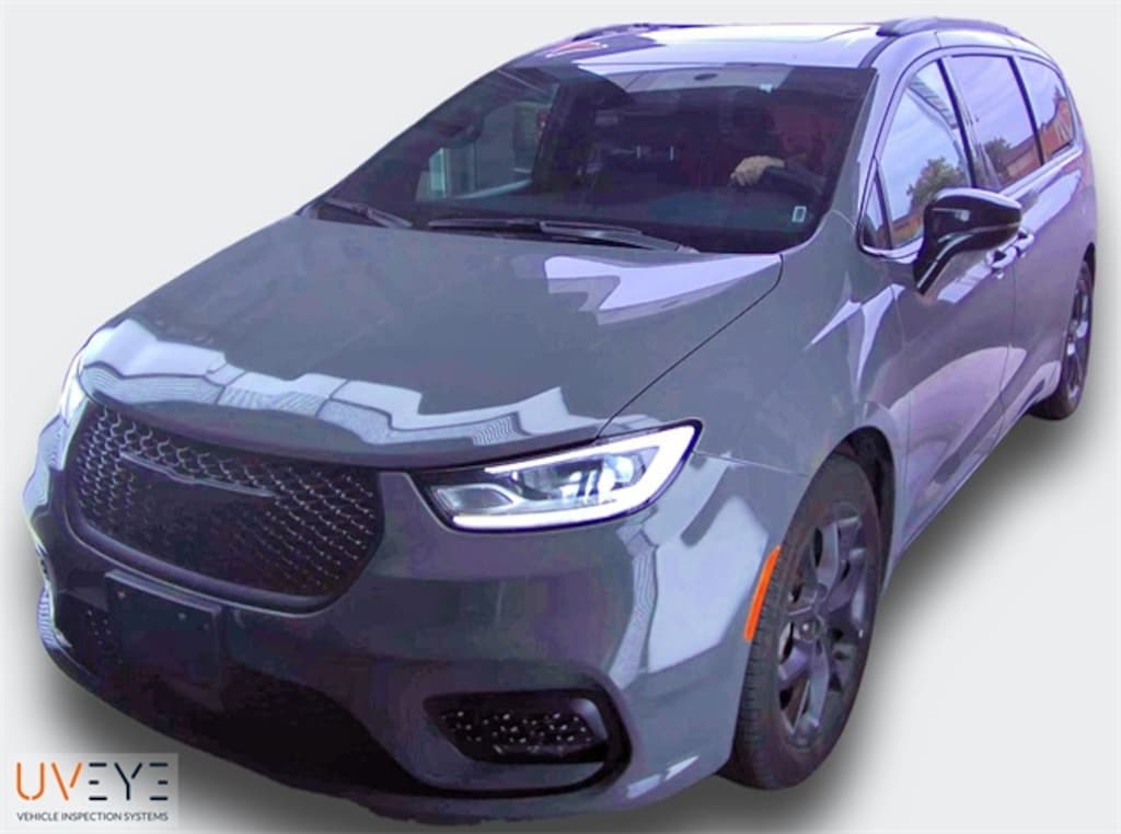 Used 2025 Chrysler Pacifica Limited Van Passenger Van