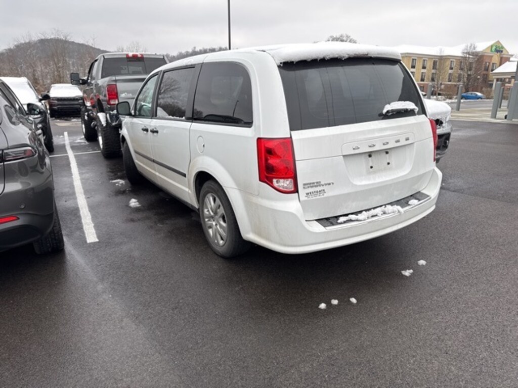 Used 2016 Dodge Grand Caravan AVP/SE Van