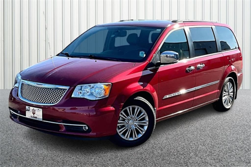 Used 2016 Chrysler Town & Country Touring-L Van LWB Passenger Van