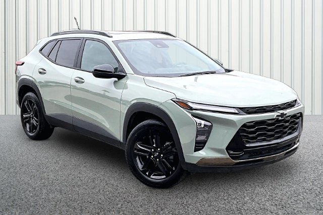 2025 Chevrolet Trax SUV 