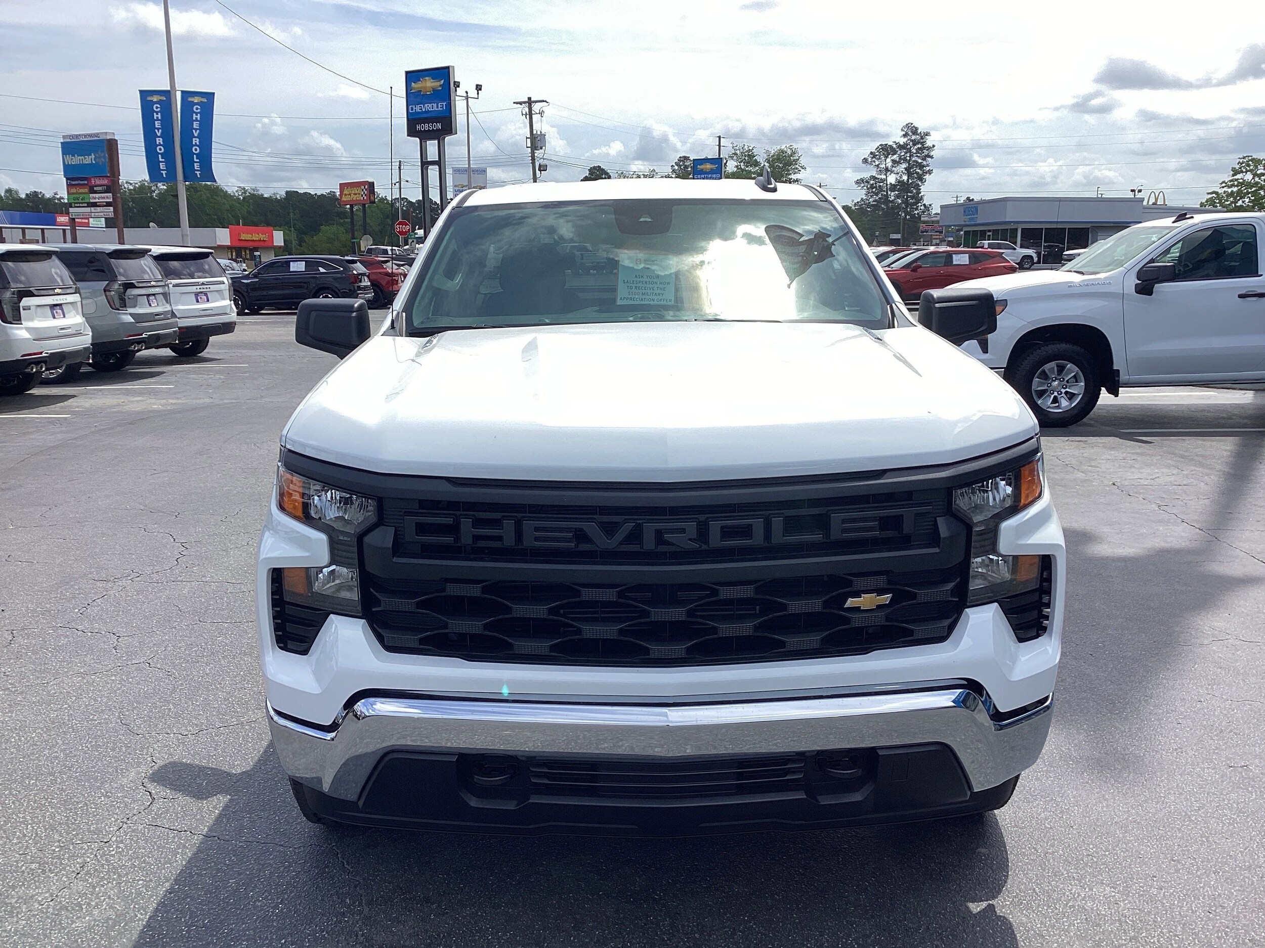 2025 Chevrolet Silverado 1500 photo 4