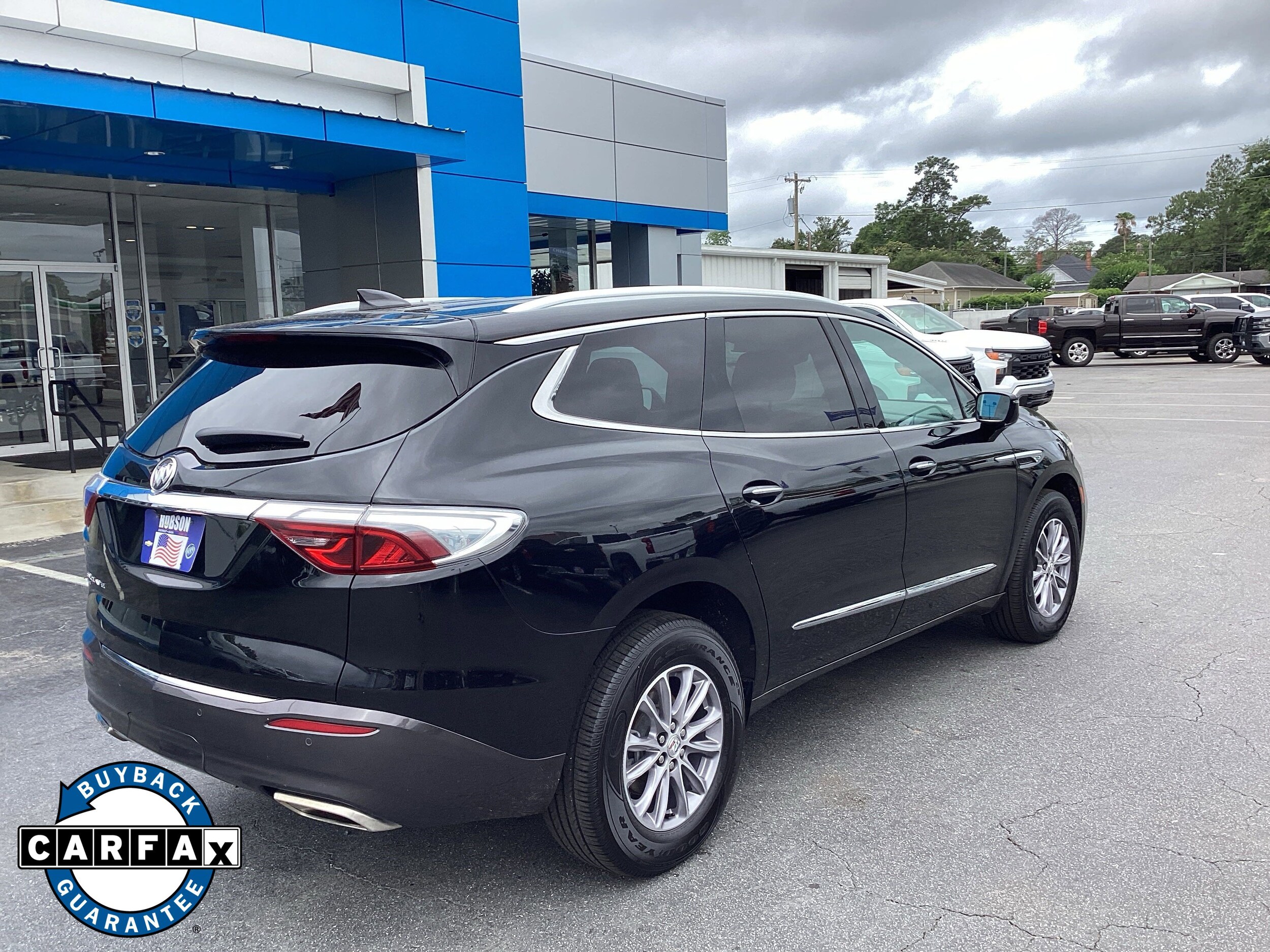 2024 Buick Enclave Premium photo 2