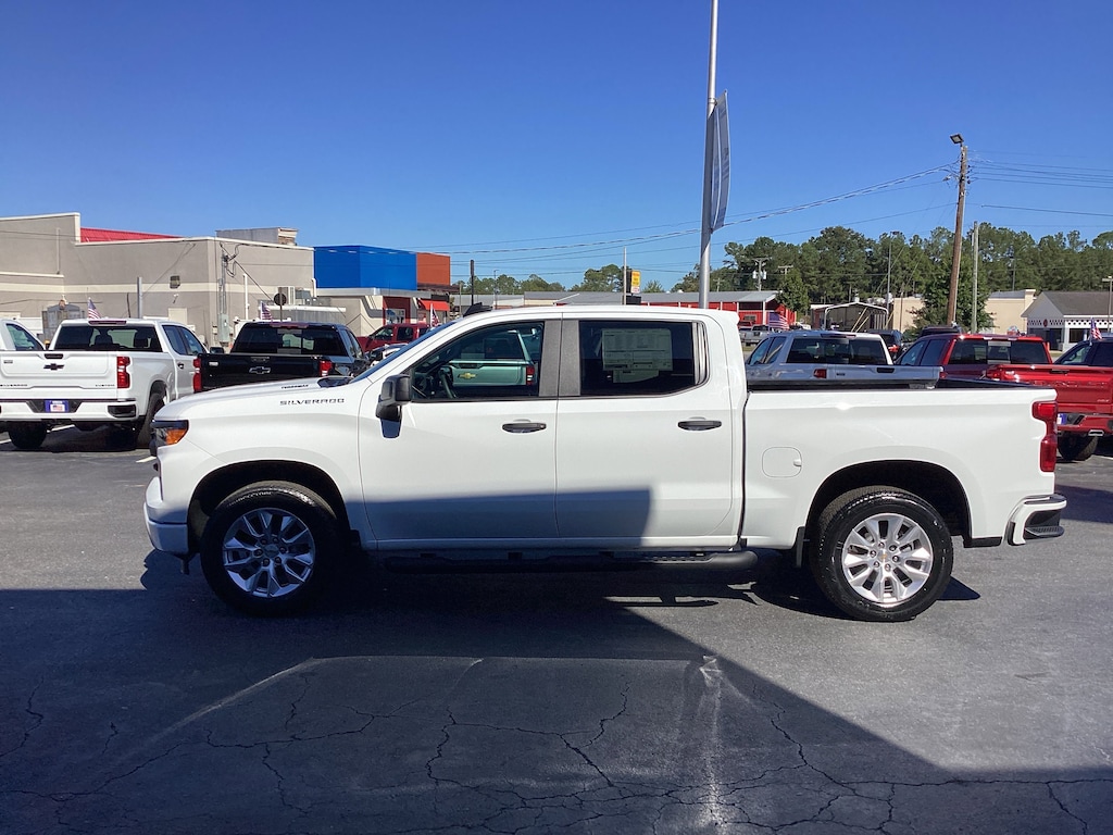 New 2026 Chevrolet Silverado 1500 Custom Truck