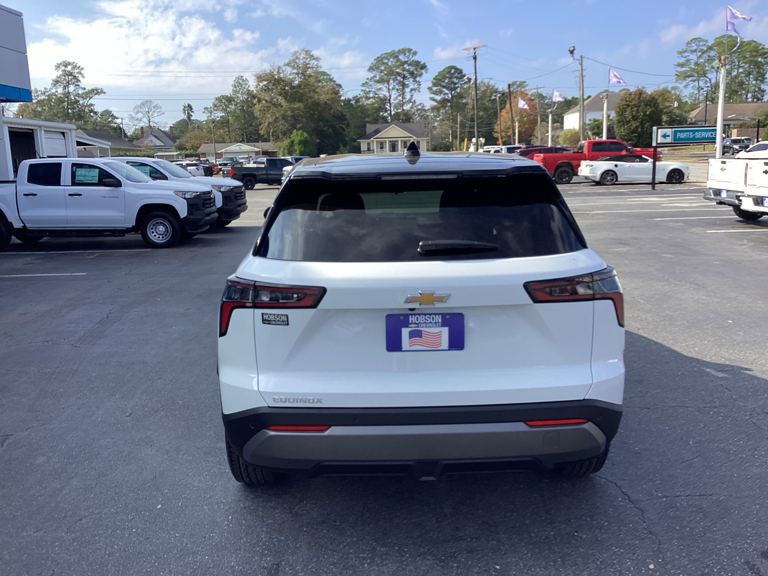 2026 Chevrolet Equinox LT photo 2