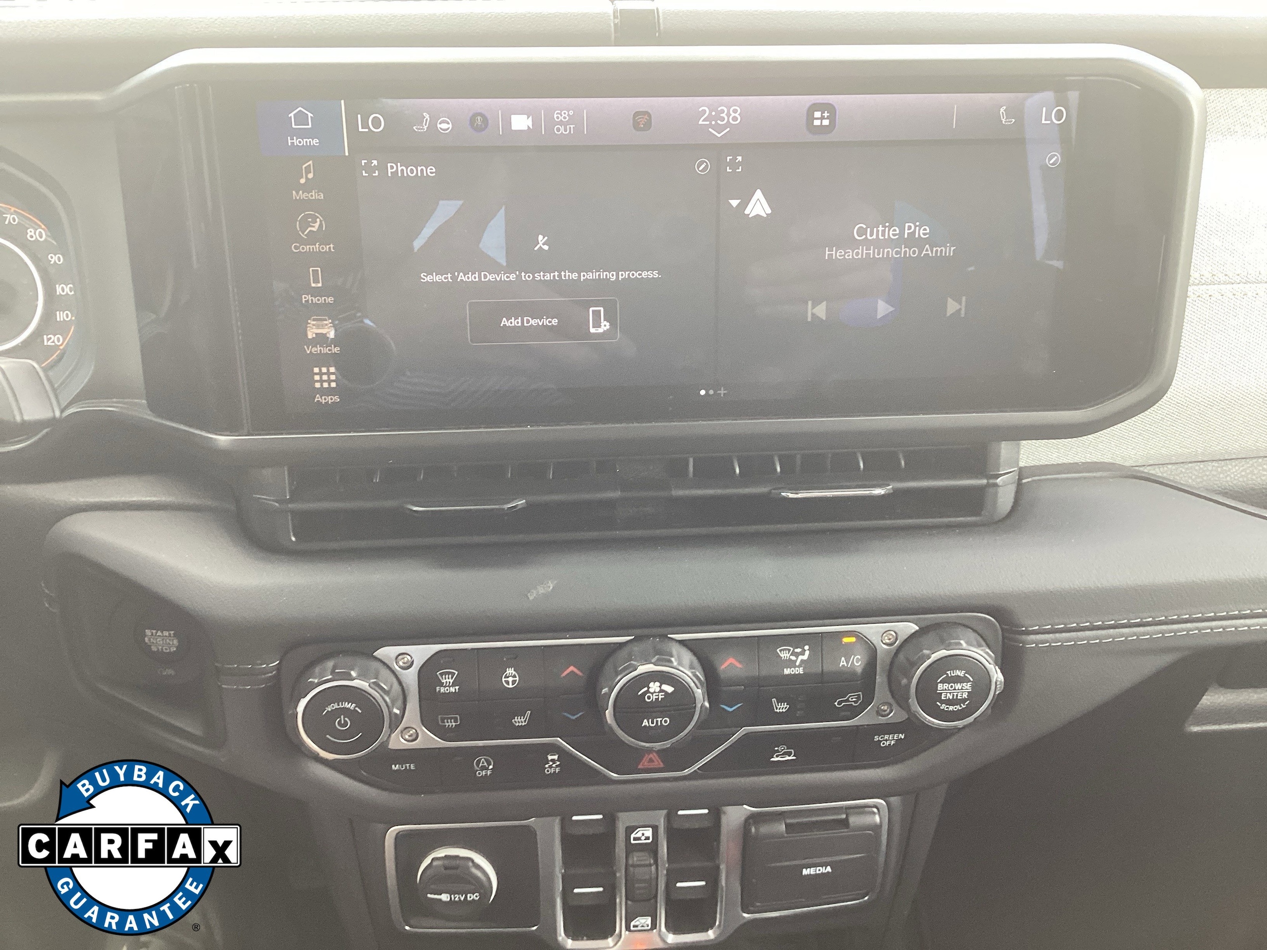 2025 Jeep Wrangler 4-Door Sahara - Photo 12