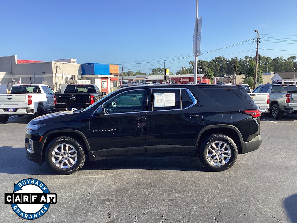 Used 2023 Chevrolet Traverse LS SUV