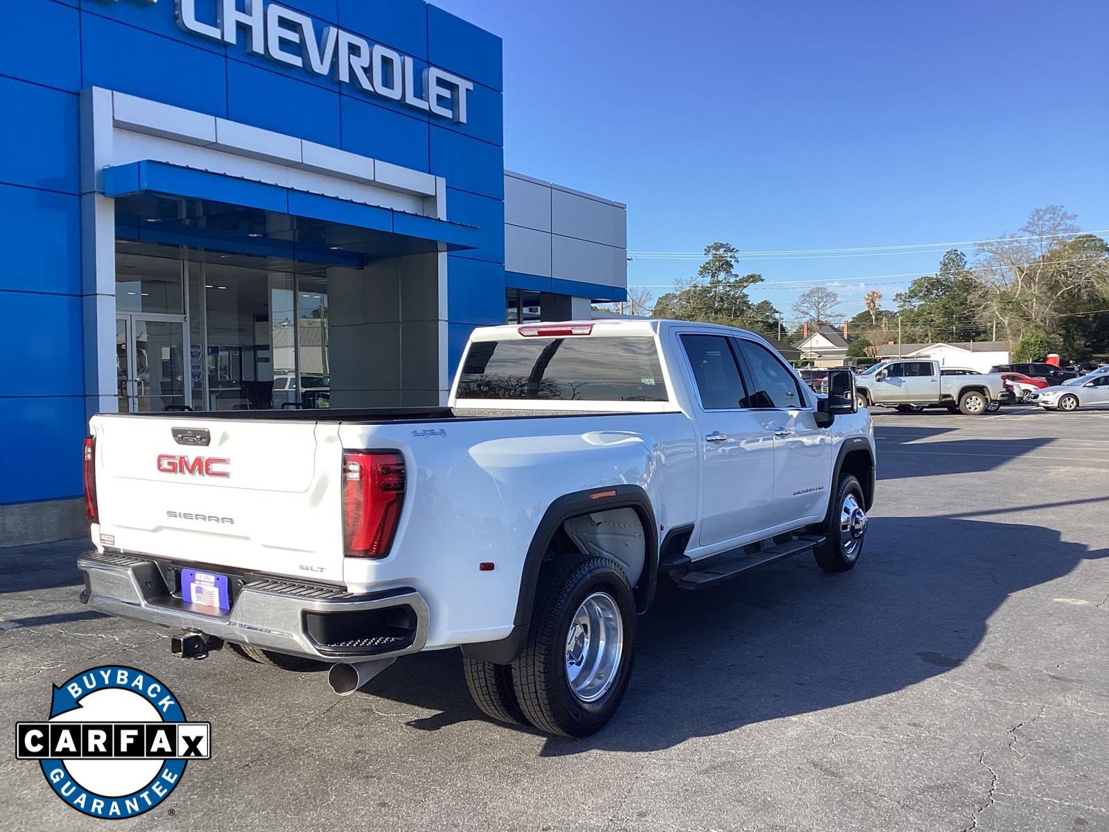 2024 Gmc Sierra 3500 HD SLT photo 2