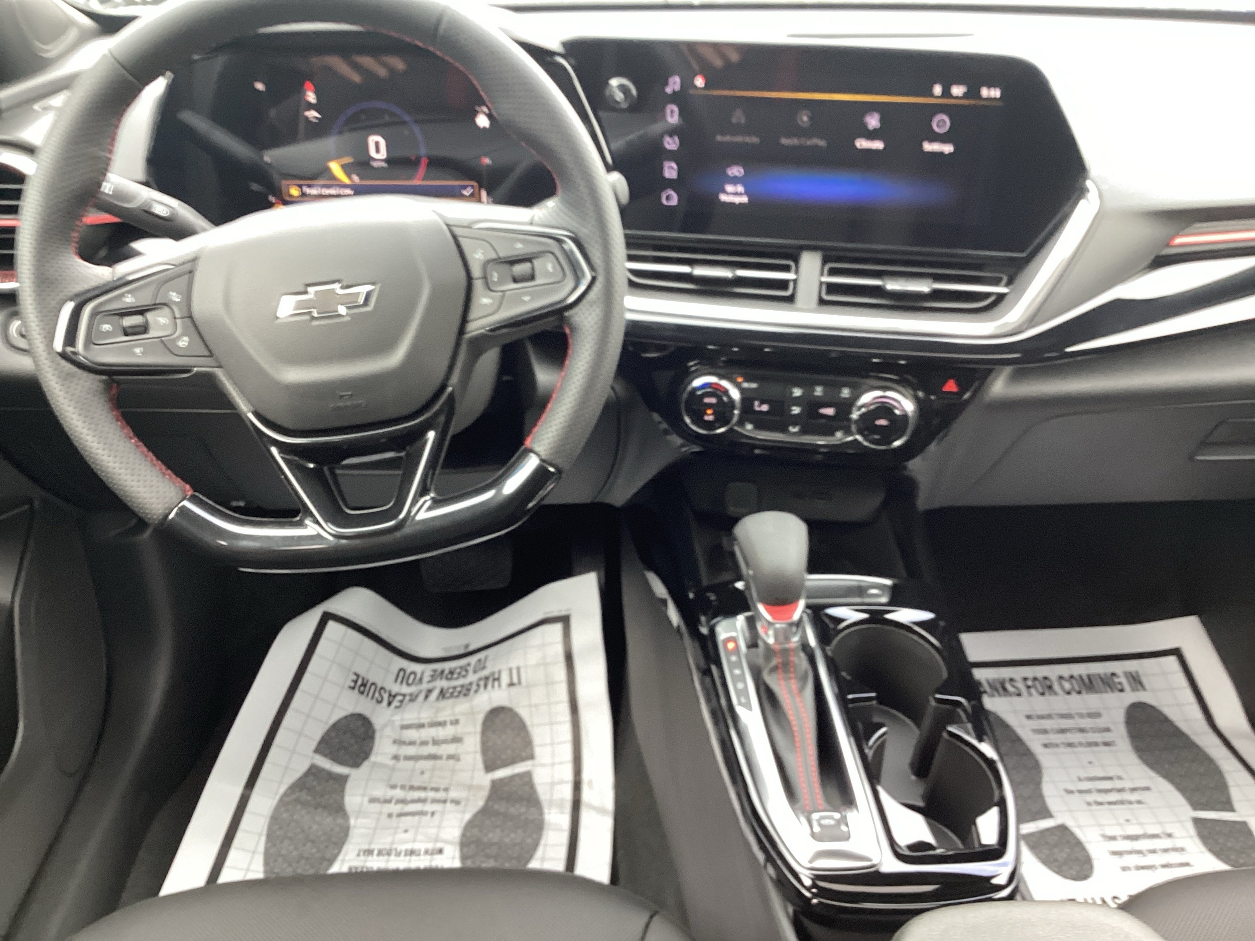 2026 Chevrolet Trax RS - Photo 6